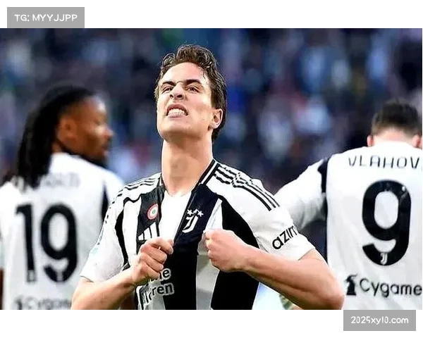 特写:专访尤文图斯边后卫坎比亚索,解析其传中落点选择训练 特写:专访尤文图斯边后卫坎比亚索,解析其传中落点选择训练